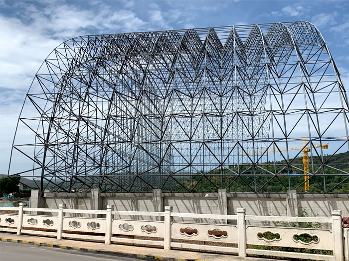 河东山寨矿储煤棚网架